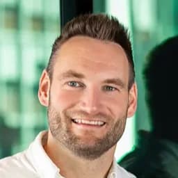 Oliver, Co-Founder of YallaLeads